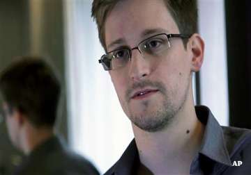 washington post guardian win pulitzers for nsa revelations snowden says prize a vindication