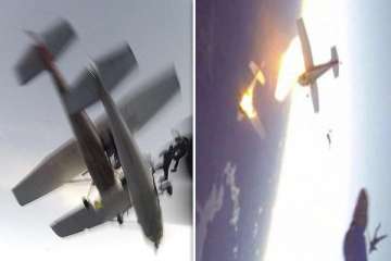 watch video terrifying collision of two sky diving planes skydivers survive