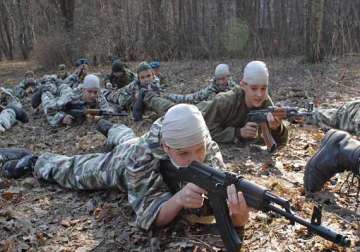 watch how russian army trains teenage kids to fire ak 47