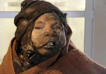 watch pics of incan girl who had been frozen for 500 years