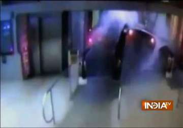 watch video of commuter train crashing onto platform in chicago as operator dozed off
