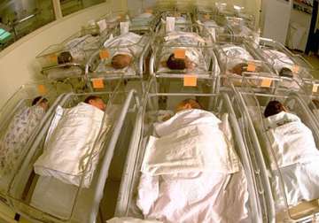 world population to cross 7 billion by oct 31 warns un