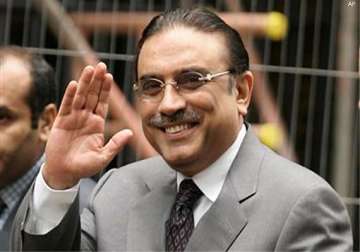 zardari seeks more security fearing taliban attack