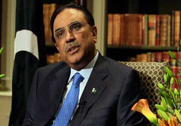 zardari not to file response in sc aide