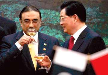 zardari vows to crackdown on jihadi militants in pak