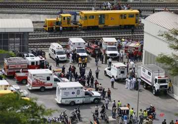 1 dead about 30 hurt in venezuela train crash