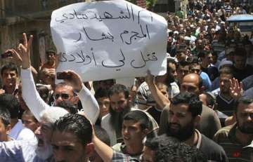 32 dead in syrian crackdown on protesters