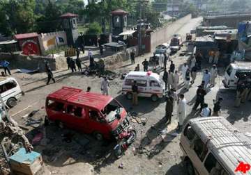 80 killed in taliban twin attacks in pak