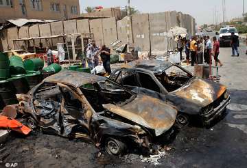 iraq attacks kill 106 in deadliest day in 2 years