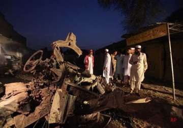 3 killed suicide bomber rams car into us consulate vehicle in peshawar