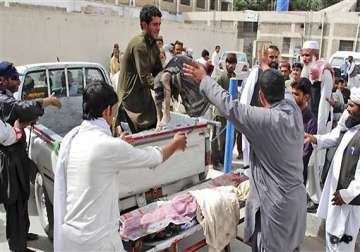 14 people killed in bomb blast outside madarsa in quetta
