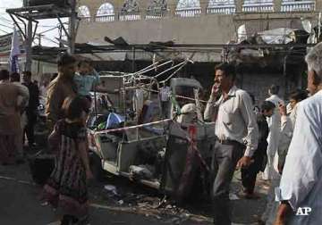 13 killed as violence hits karachi