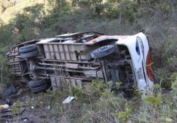 24 killed in peru bus crash