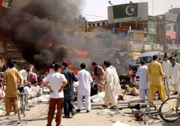22 killed 60 injured in twin blasts at shia mosque in quetta