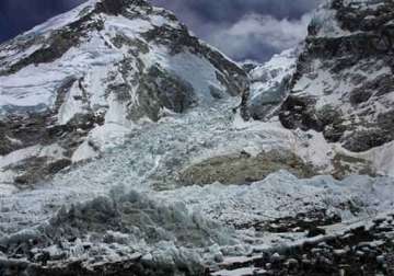 sherpas consider boycott after everest avalanche disaster
