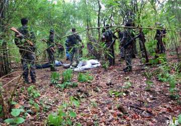 14 killed as maoists strike in chhattisgarh