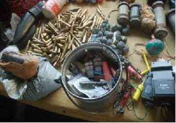 5 bombs recovered 2 arrested in bihar