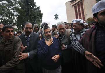 2 more firs lodged over aap dharna at rail bhavan
