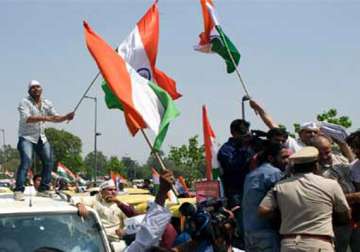 aap complains to ec about delay in getting nocs for rallies