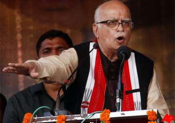 advani says corruption has to be dealt with firmly whether it s cong or bjp