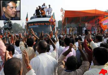 advani should take his yatra to karnataka says congress