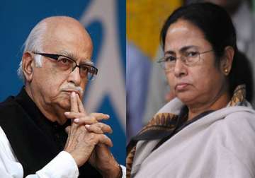 advani thackeray praise mamata for showing courage