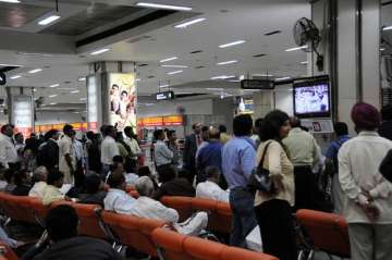 air fares to mumbai costlier by up to 80 pc