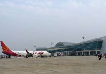air mishap averted at varanasi airport