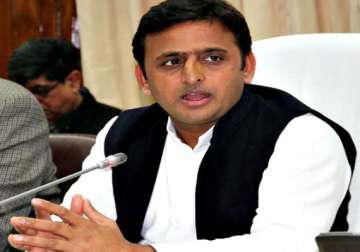 akhilesh asks police to restore confidence in people