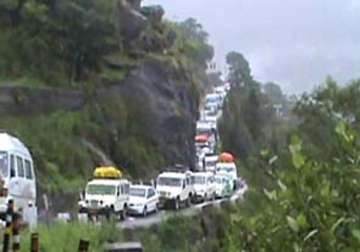 all stranded tourists rescued in rain hit himachal