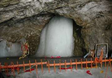 watch how amarnath shivlingam melted in pics