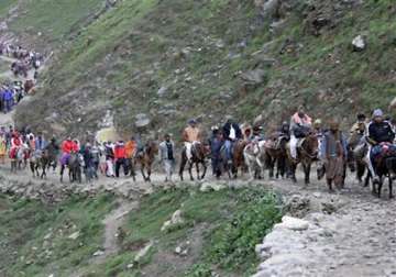 amarnath yatra pilgrim dies of heart attack toll rises to 3