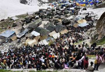 amarnath yatra suspended due to bad weather