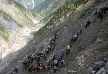 amarnath pilgrims death concerned sc seeks govt s explanation