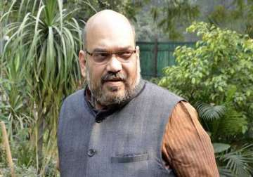 amit shah meets villagers from near pakistan border