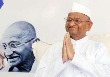 anna asks mps to stop introduction of lokpal bill