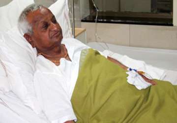anna hazare to undergo treatment in gurgaon