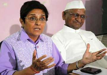 anna to put off protests if par session extended says kiran bedi