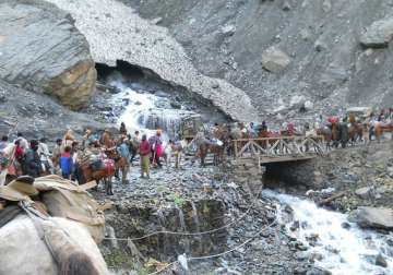 another batch of pilgrims leaves for amarnath