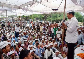 appear on may 24 or face action court tells kejriwal