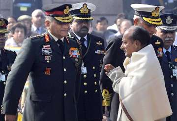army chief gen singh says he told antony he was offered rs 14 crore bribe