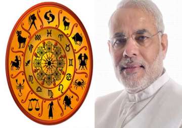 astrologers predict achchhe din for narendra modi