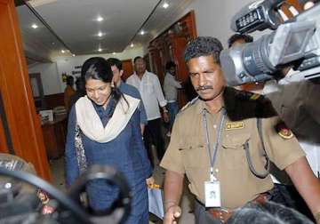 at last kanimozhi gets bail in 2g case