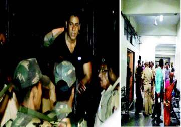 abu salem attack dawood s hand suspected 4 cops suspended