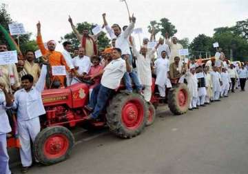 bjp farmers wing to organise kisan adhikar march in delhi