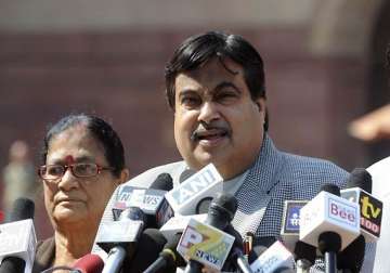bjp will stay away from anna movement if not wanted gadkari