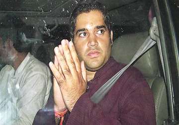 bjp workers hurl shoes at varun gandhi s cavalcade