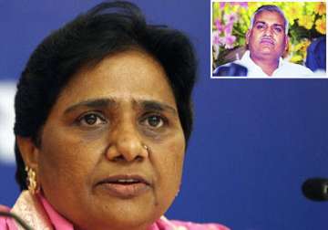 bsp expels ex minister kushwaha blames him for cmo killings