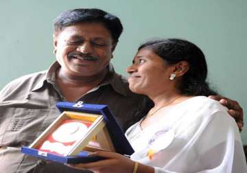 bangalore meat seller s daughter noorjahan tops university gets six gold medals