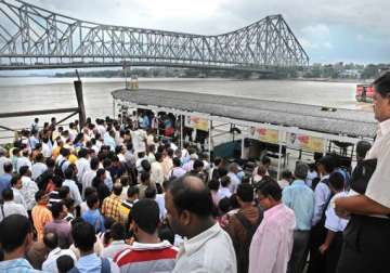 two day bengal bus strike withdrawn